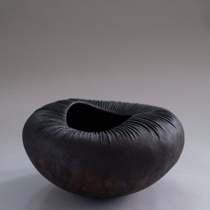 上治良充  制作物   Yoshimichi Joji  Leather sculpture