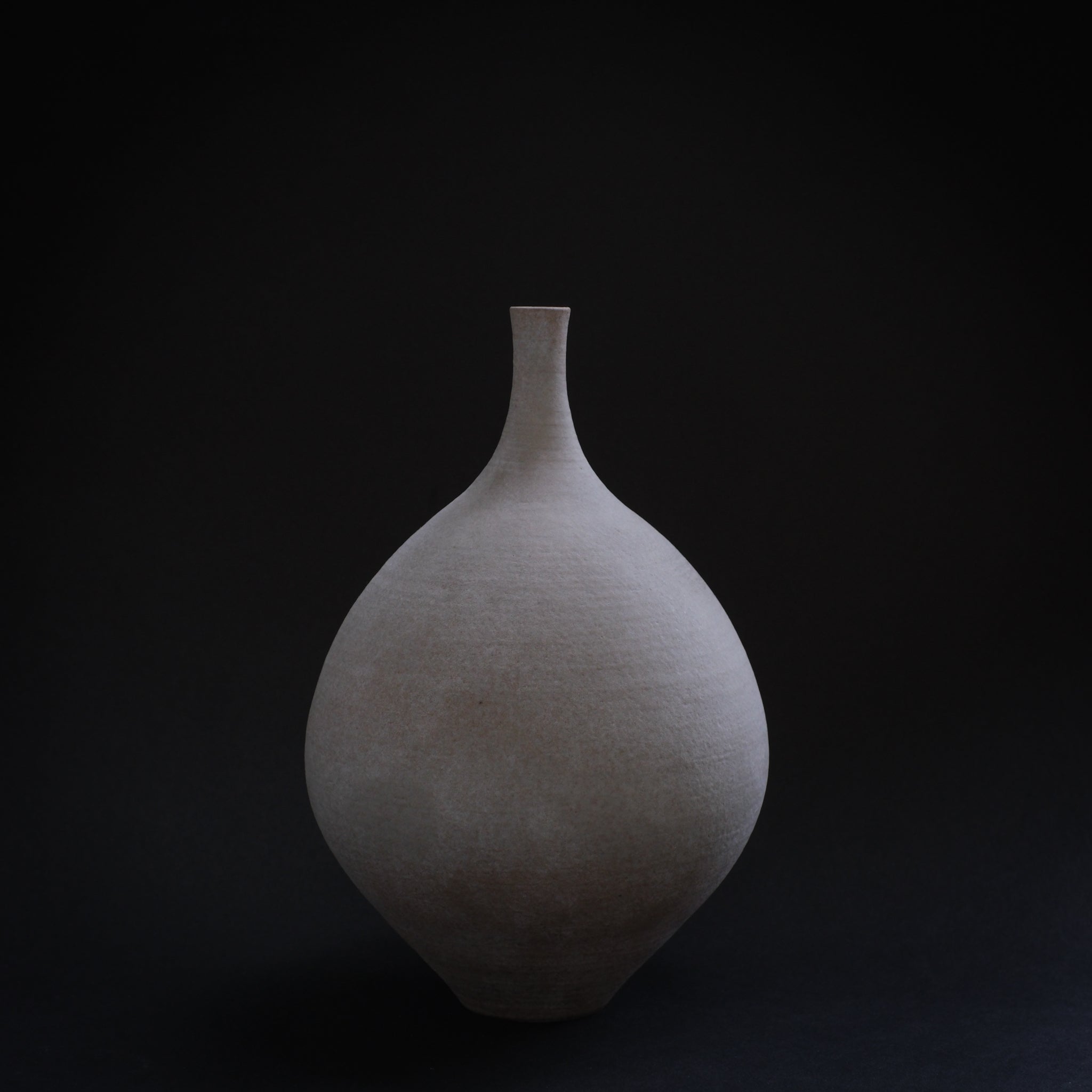 安藤由香 花器 Yuka Ando Vase (EYA85) – essence kyoto