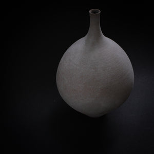 安藤由香  花器  Yuka Ando Vase (EYA85)