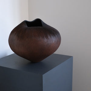 上治良充  制作物   Yoshimichi Joji  Leather sculpture 10