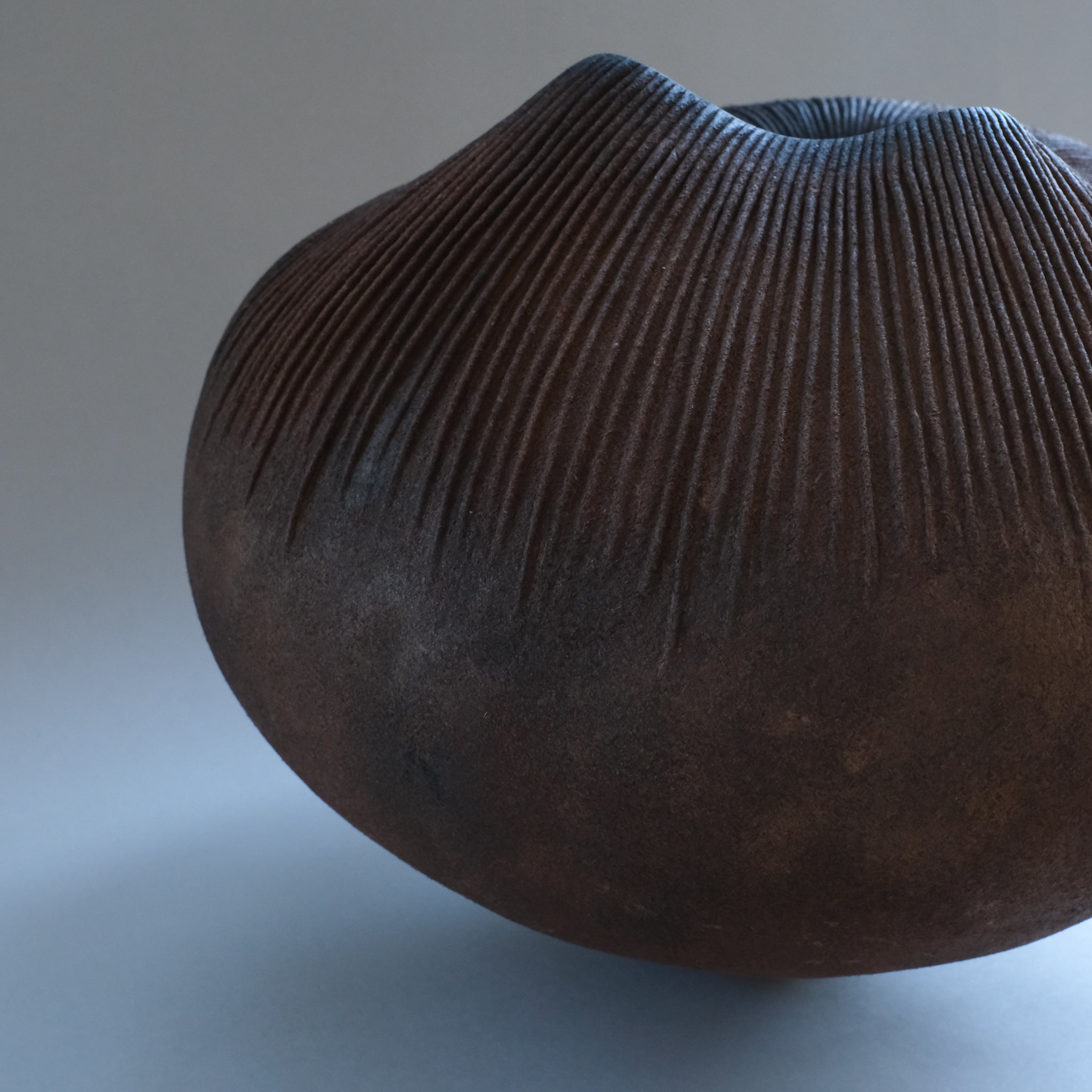 上治良充  制作物   Yoshimichi Joji  Leather sculpture 10