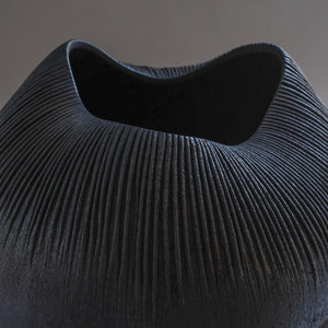 上治良充  制作物   Yoshimichi Joji  Leather sculpture 17
