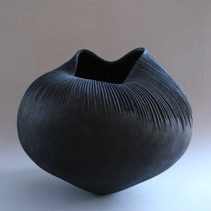 上治良充  制作物   Yoshimichi Joji  Leather sculpture 9
