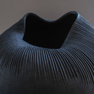 上治良充  制作物   Yoshimichi Joji  Leather sculpture 9