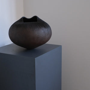 上治良充  制作物   Yoshimichi Joji  Leather sculpture 12
