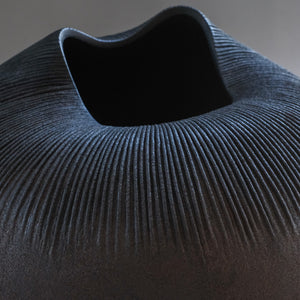 上治良充  制作物   Yoshimichi Joji  Leather sculpture 12
