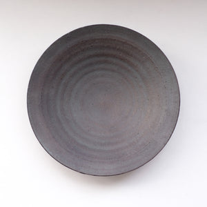 二階堂明弘  錆器 リム皿  (φ17.5cm)    Akihiro Nikaido  Rim Plate (φ17.5cm) AN112