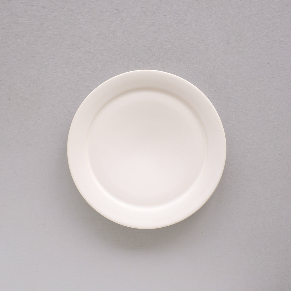 服部竜也  白マットリムプレート (φ15.5cm) Tatsuya Hattori  Rim plate ( φ15.5cm, matte white ) ETH33