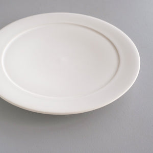 服部竜也  白マットリムプレート (φ22cm) Tatsuya Hattori  Rim plate ( φ22cm, matte white ) ETH35